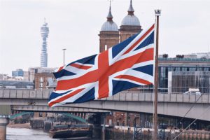 وکیل مهاجرت به انگلستان در مشهد